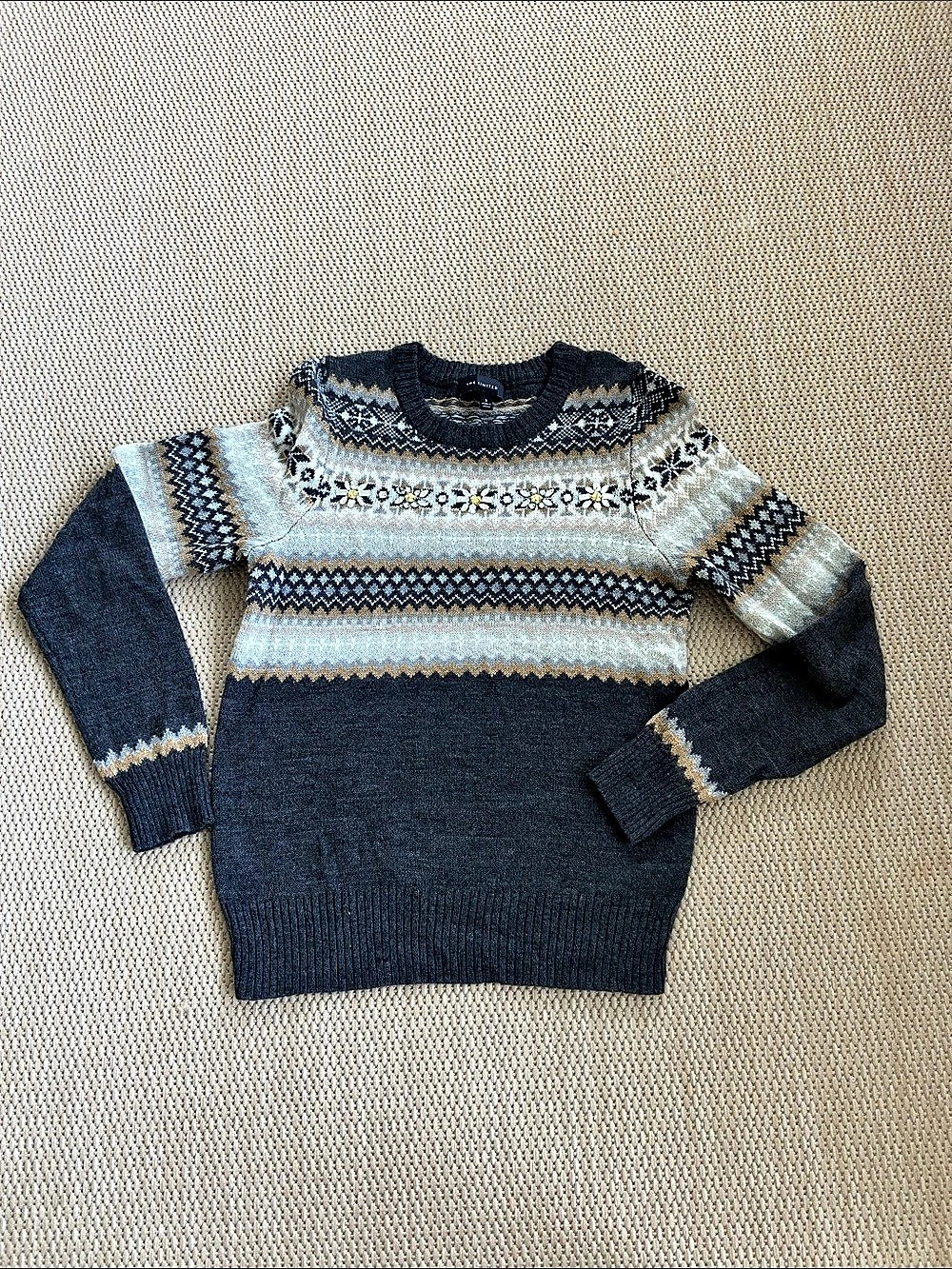 The limited Fair Isle Sweater in gray & cream
